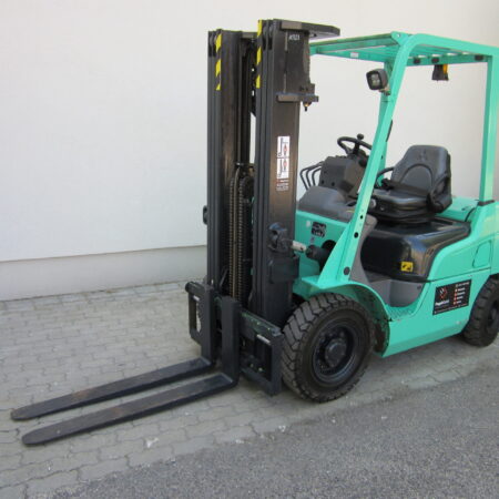 Mitsubishi FD25NT dízel használt targonca