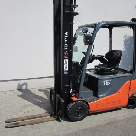 Toyota 8FBMT16 használt elektromos targonca