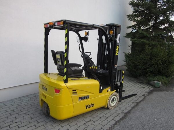 Yale ERP 16UXT használt elektromos targonca