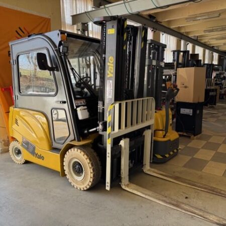 Yale ERP30UX elektromos használt targonca