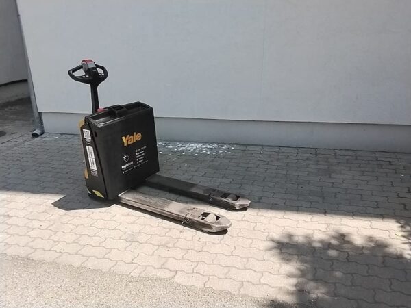 YALE MP16 elektromos használt gyalogkíséretű raklapszállító