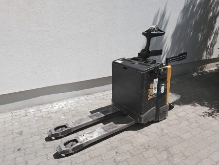 YALE MP20X FBW elektromos használt gyalogkíséretű raklapszállító