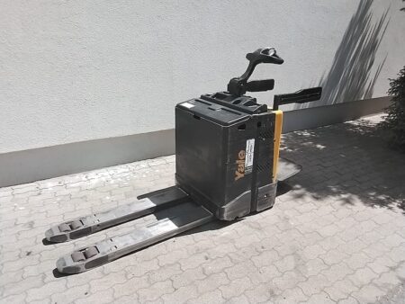 YALE MP20X FBW elektromos használt gyalogkíséretű raklapszállító