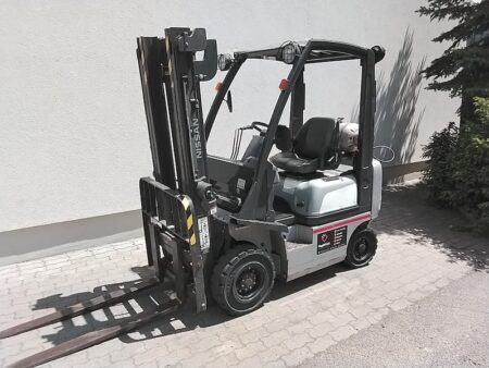 NISSAN DX 15 gázüzemű használt targonca
