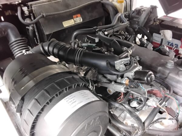 NISSAN DX25LPG gázüzemű használt targonca