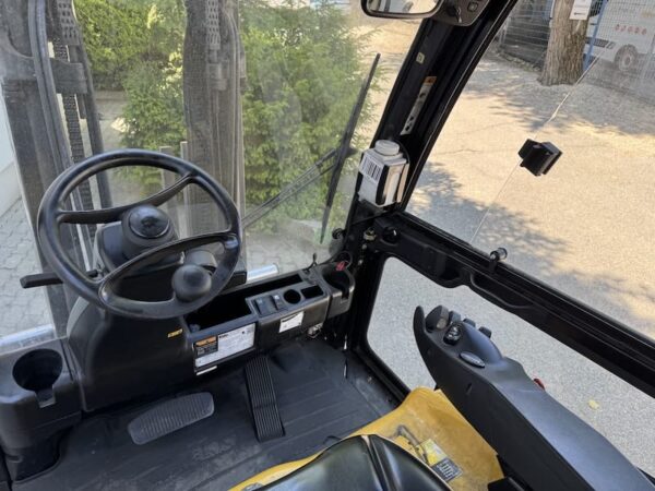 YALE ERP30VL LWB elektromos használt targonca