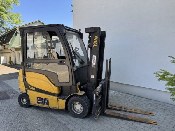 YALE ERP30VL elektromos használt targonca