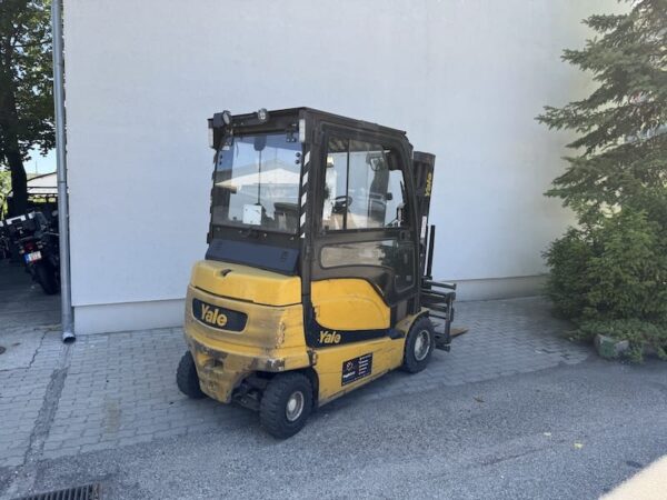 YALE ERP30VL elektromos használt targonca