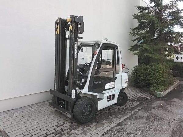 NISSAN DX30LPG gázüzemű használt targonca