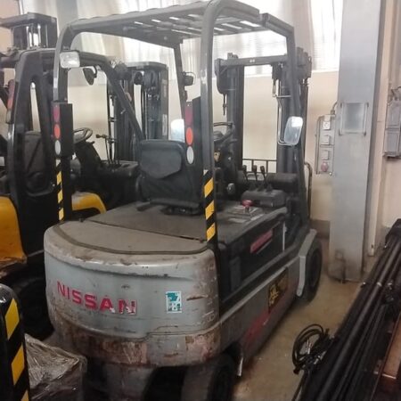 NISSAN QX2-30 elektromos használt targonca
