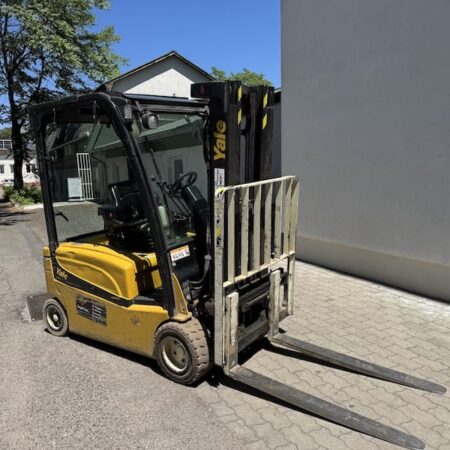 YALE ERP20VF LWB elektromos használt targonca