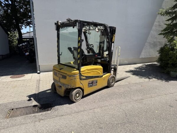 YALE ERP20VF LWB elektromos használt targonca