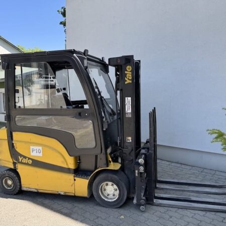 YALE ERP30VL elektromos használt targonca