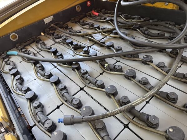 YALE ERP30VL elektromos használt targonca