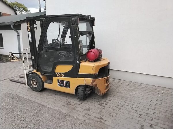 YALE GLP25LX gázüzemű használt targonca