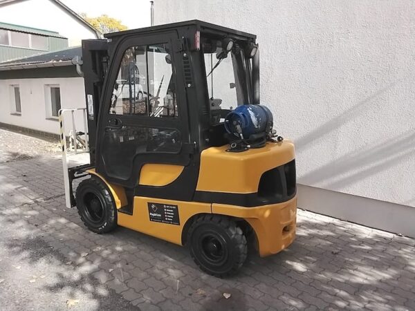 YALE GLP30VX gázüzemű használt targonca