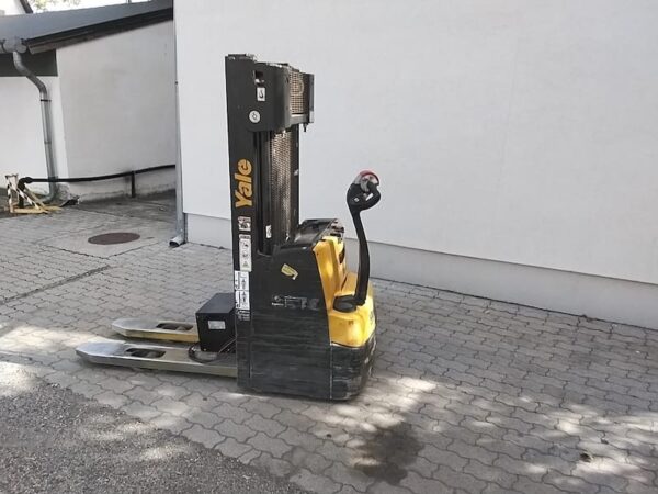 YALE MS12 elektromos használt targonca